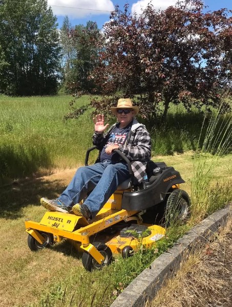 image-1020659-lawnmower_guy-45c48.jpeg